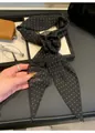 Elegante collana a sciarpa in tessuto nero con pois bianchi retrò per uno stile - Accessorio da Collo Scarf a Pois Neri / Nero