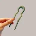 Épingle à cheveux élégante en acrylique vert mat en forme de U pour chignons et coiffures - Pic à Cheveux Géométrique - Vert Givré
