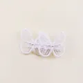 Elegantes pinzas para el cabello de mariposa de encaje blanco con perla para niñas - Estilo de Mariposa Bordada con Perlas Artificiales (MC2412)