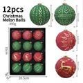 Set di 12 palline di Natale da 8 cm verdi e rosse con eleganti motivi in rilievo dorati - Stile Rosso Vino, Verde Scuro e Oro (ZH059-6)