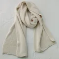 Bufanda suave de imitación cachemira en color blanco crema - Beige