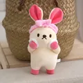 Adorabile bambola coniglietto di peluche con fascia rosa per decorazione zaino e regalo - 13cm / Coniglio color crema con fascia