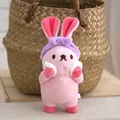 Simpatico coniglio di peluche rosa con fascia viola come morbido ciondolo per borsa. - 13cm / Coniglio rosa con fascia