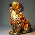 Άγαλμα κουταβιού Golden Retriever από ρητίνη σε στυλ βιτρό με εσωτερικό φωτισμό LED - Βύσμα USB / Γκόλντεν Ριτρίβερ Καθιστό