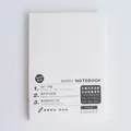 Minimalistisch A5 wit notitieboek met blanco pagina's voor schetsen, 148x210 mm - Blanco Stijl / A5