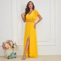 Elegantes gelbes Abendkleid aus Chiffon mit V-Ausschnitt und Pailletten-Akzenten - S / Gelb