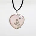 Rozenkwarts hart hanger ketting met zilveren roos en zwart koord. Stijlvol. - Rozenkwarts