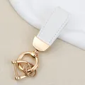 Elegant white goat grain leather car keychain with gold hardware for bag pendant - Independent Matte Bag Packaging / K Gold-White