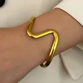 Luxury vintage wavy gold cuff bracelet in polished stainless steel for women fashion - Wave Style (X496)