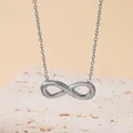 Collier pendentif infini en acier titane argenté pour femme, style épuré - Collier Infini / Argenté
