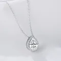 Elegante collana con ciondolo a goccia in argento sterling con zirconi per donne - Argento 925 / Argento