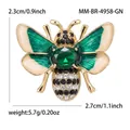 Eleganter Bienen-Anstecker aus Legierung mit grünen Edelsteinen und Kristallen. - Grün