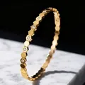Bracciale esagonale a nido d'ape placcato oro 18K con accenti in diamante di cristallo - Stile Liscio 4mm Oro (13-A-6)