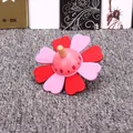 Vibrant wooden flower-shaped spinning top toy for children early educational play - Flower Spinning Top / Pink