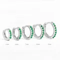 Orecchini a cerchio in argento con zirconi verdi, misure disponibili da 5mm a 9mm - 5mm / Oro Bianco - Zirconia Verde