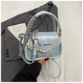 Petit sac carré bleu clair élégant avec bordure en dentelle et nœud - Bleu