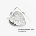 Detailed view of a silver heart locket with dimensions and vintage floral engraving - Retro Vine Floral Heart Style (YY004)