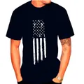T-shirt noir à manches courtes pour homme avec motif graphique d'étoiles et de rayures - S / Bleu Marine