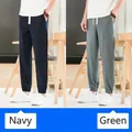 Pantalon de jogging en coton et lin pour hommes disponible en bleu marine et vert - Bleu Marine et Vert