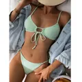 Ensemble bikini triangle côtelé vert menthe avec cordon de serrage et anneau central - S / vert clair