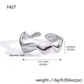 Minimalistische zilveren golvende roestvrijstalen open ring met maat en gewicht - Onregelmatige Stijl (F427)