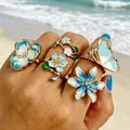 Juego de anillos de flores y mariposas de esmalte azul y blanco con diamantes de imitación - Juego de flores y mariposas azul y blanco (32914-ring-blue)