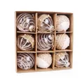 Lot de 9 boules de Noël élégantes de 8 cm avec dentelle, perles et jute en boîte - 8cm / Blanc
