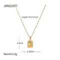 Collar de moneda de acero dorado con colgante de ángel y dimensiones del producto - Estilo de Placa Cuadrada de Ángel Cupido (JDN21077)