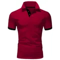 Professionelles dunkelrotes Kurzarm-Poloshirt für Herren mit schwarzem Kontrastkragen - S / Rot + Schwarz