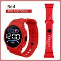 Orologio sportivo digitale a LED rosso con quadrante nero tondo e cinturino in morbido TPU - Rosso
