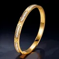 18k vergoldeter Edelstahl-Armreif mit Kleeblatt-Motiv und Baguette-Kristallsteinen - Gold Kleeblatt Zirkonia Stil (44乙-E-6)