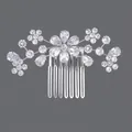 Peigne à cheveux de mariée élégant en argent avec motifs floraux en zircone cubique - Peigne De Luxe Quotidien En Zircone Hs-j6663s