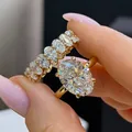 Elegantes Set aus S925 Sterlingsilber mit ovalem Solitärring und Ewigkeitsband. (84 chars) - 2-teiliges Set / Größe 7