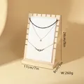 Ξύλινη βάση προβολής κολιέ, διαστάσεις 24x17x8cm, βάρος 260g, επαγγελματικό σταντ - Λευκό Δέρμα (6 Θέσεων)
