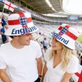 England national football team themed bucket hat with St George's Cross pattern - 100% Cotton Reversible Fisherman's Hat White Base England Style / One Size Fits All (56-60)