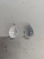 Pendientes de gota de resina transparente con agujas de plata para un estilo minimalista elegante - Pequeño / Transparente