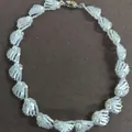 Collar de perlas y conchas vintage francés hecho a mano en elegante color blanco - Solo Cadena / Blanco