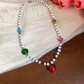 Détail d'un collier de perles fait main avec billes colorées et pendentif cœur rouge - Style Perle Cœur Rouge (2# Collier)