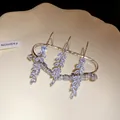 Exquisite detailed view of silver-toned zircon three-finger ring with wheat ear motifs - Three-finger Wheat Ear Style / Silver