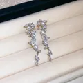 Orecchini pendenti a spiga di grano con perle bianche e zirconi scintillanti in argento - Stile Nappina a Spiga di Grano (HE22397) / Argento