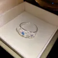 Eleganter matt silberner Gänseblümchen-Ring im koreanischen Stil mit Kristallen - Gänseblümchen-Blumen-Design (35#) / Rosa und Lila