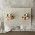 Detail view of 18k gold plated strawberry and flower stud earrings with silver needles - Stud Earrings (HE31548-1) / Gold-White-Pink