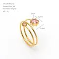 Anillo abierto de tres capas en acero inoxidable dorado de 18K con dos circonitas - Estilo Redondo Rosa (ZR2463G-03) / Anillo abierto