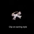 Ear cuff a fiocco con zirconi scintillanti in stile senza foro - Ear Cuff Orecchio Sinistro / Argento