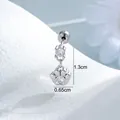 Pendiente de cartílago de pata de gato plateado con cristales de circonita brillantes - Poste de Titanio Único (A1446-1) / Pata de Gato Blanca