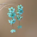 Boucles d'oreilles fleuries vert menthe avec glands dorés pour un look estival frais - Bleu Lac (Tige en Acier)
