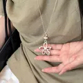 Collana con pendente a cuore fiore traforato in stile coreano - Fiore / Argento