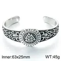 Vintage Noordse Valknut rune reliëf titanium stalen manchet armband in zilveren look - Valknut Runen Reliëf Stijl (KB214393-LU)