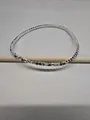 Elegantes silberfarbenes elastisches Armband mit bunten, funkelnden runden Strasssteinen - Silber-Grün