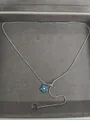 Elegante collana in argento regolabile in stile coreano con ciondolo a fiore blu - Collana / Argento-Blu